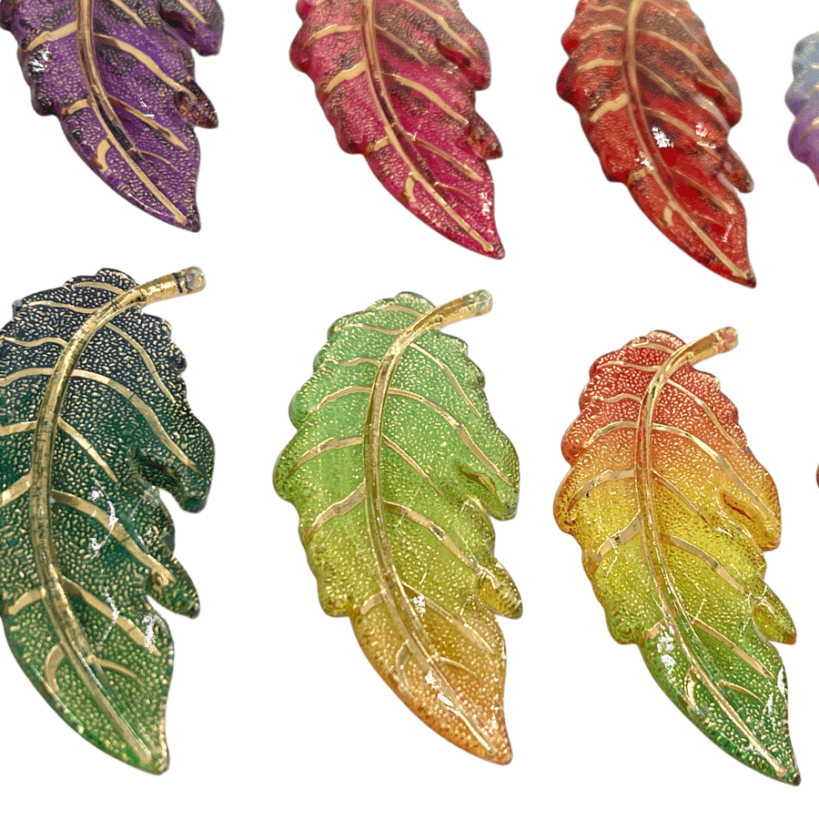 CB Set of 80 Luxury Acrylic Leaves