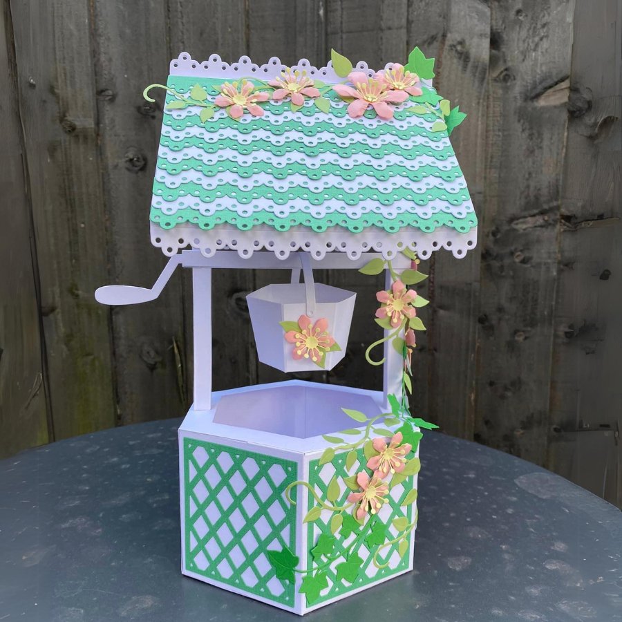 Forever Flowerz Magical Wishing Well Flower Box Die Set Product